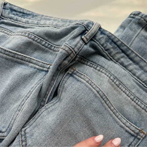 PACSUN Light Wash Floral Distressed Mom Jeans - Picture 5 of 7